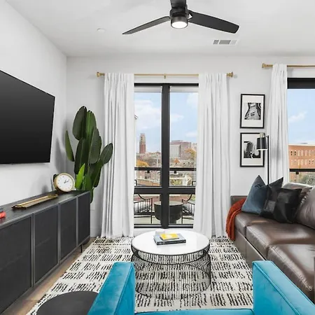 Premium 2 Bedroom, 4 Bed With Huge Wrap Around Patio